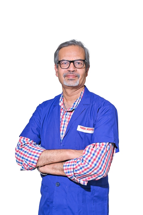 Dr. Praveen Khothari